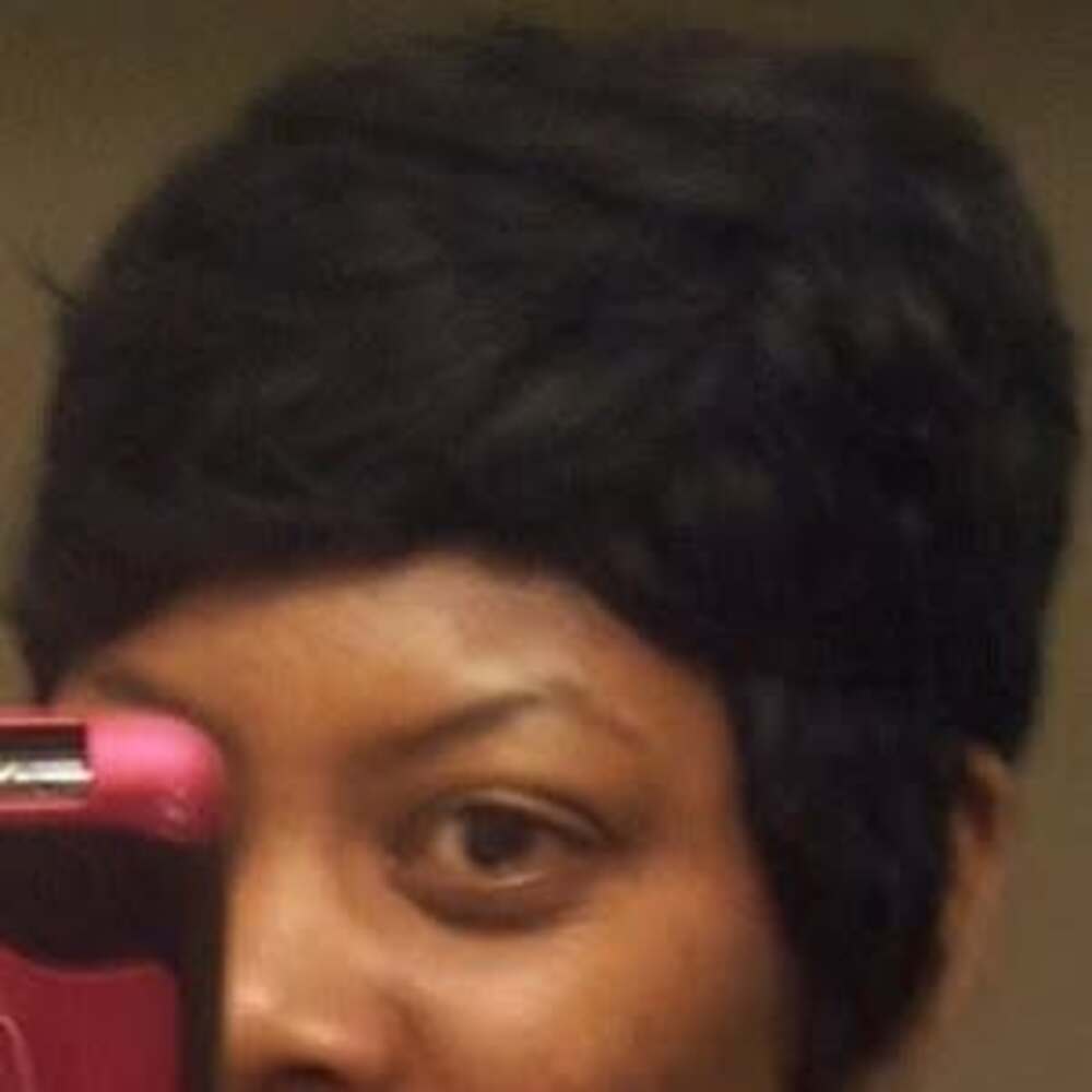 Meet your Posher, Demeisha